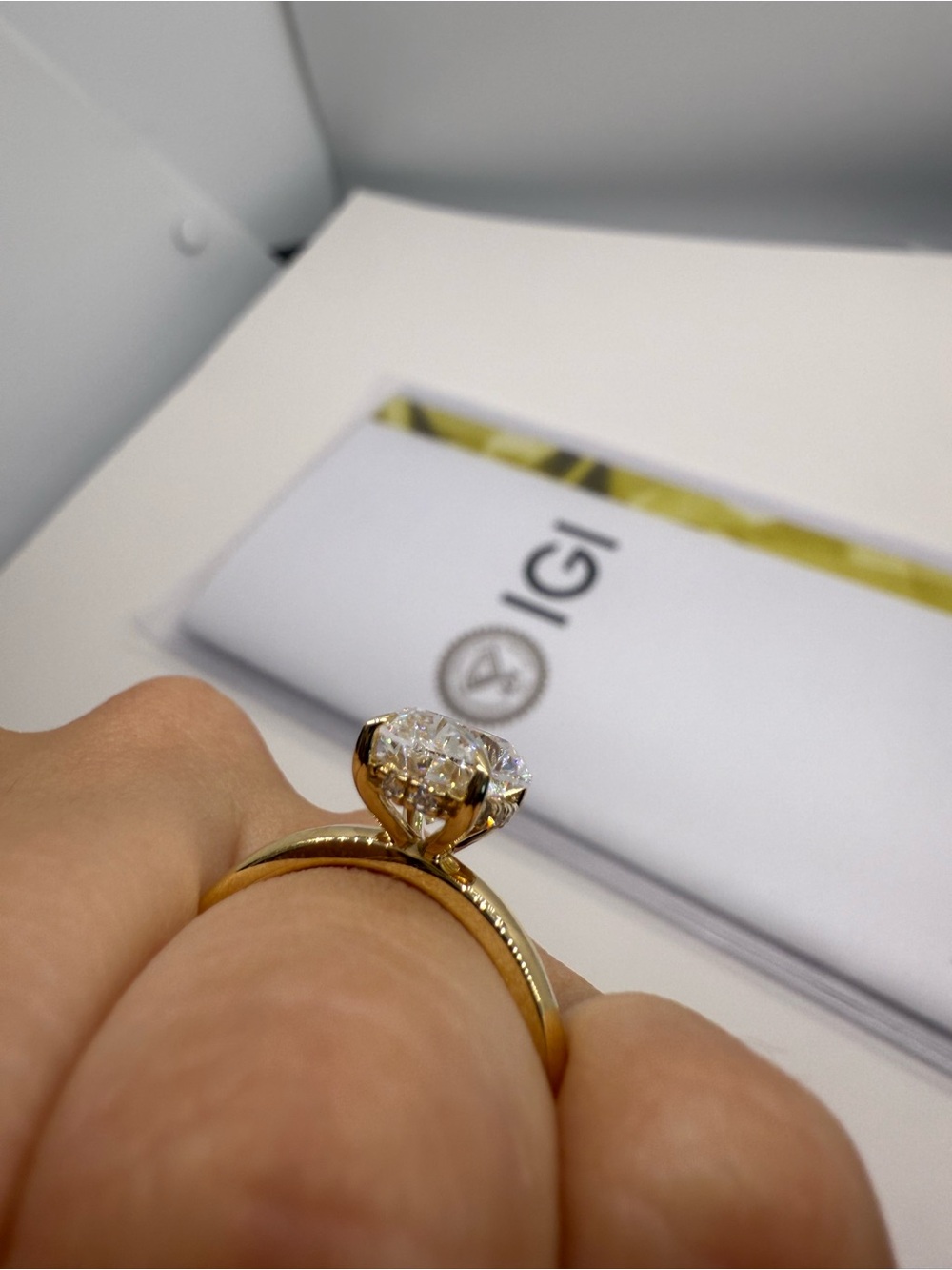 3.00 carat E VS1 oval lab diamond solitaire with hidden halo engagement ring - Picture 4 of 11